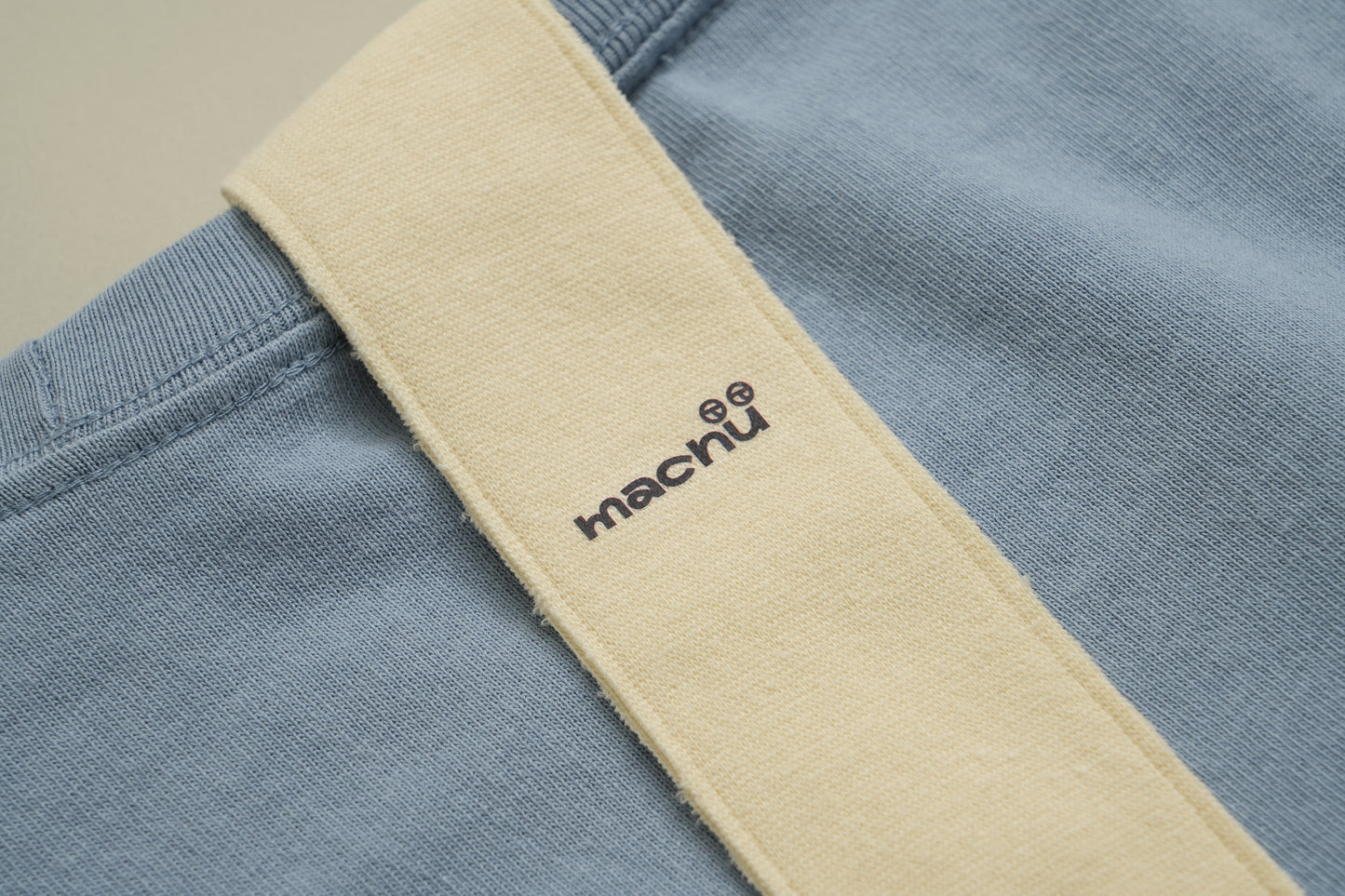 006 Thank you for your hard work this week. I'll treat you to a drink. long shirts