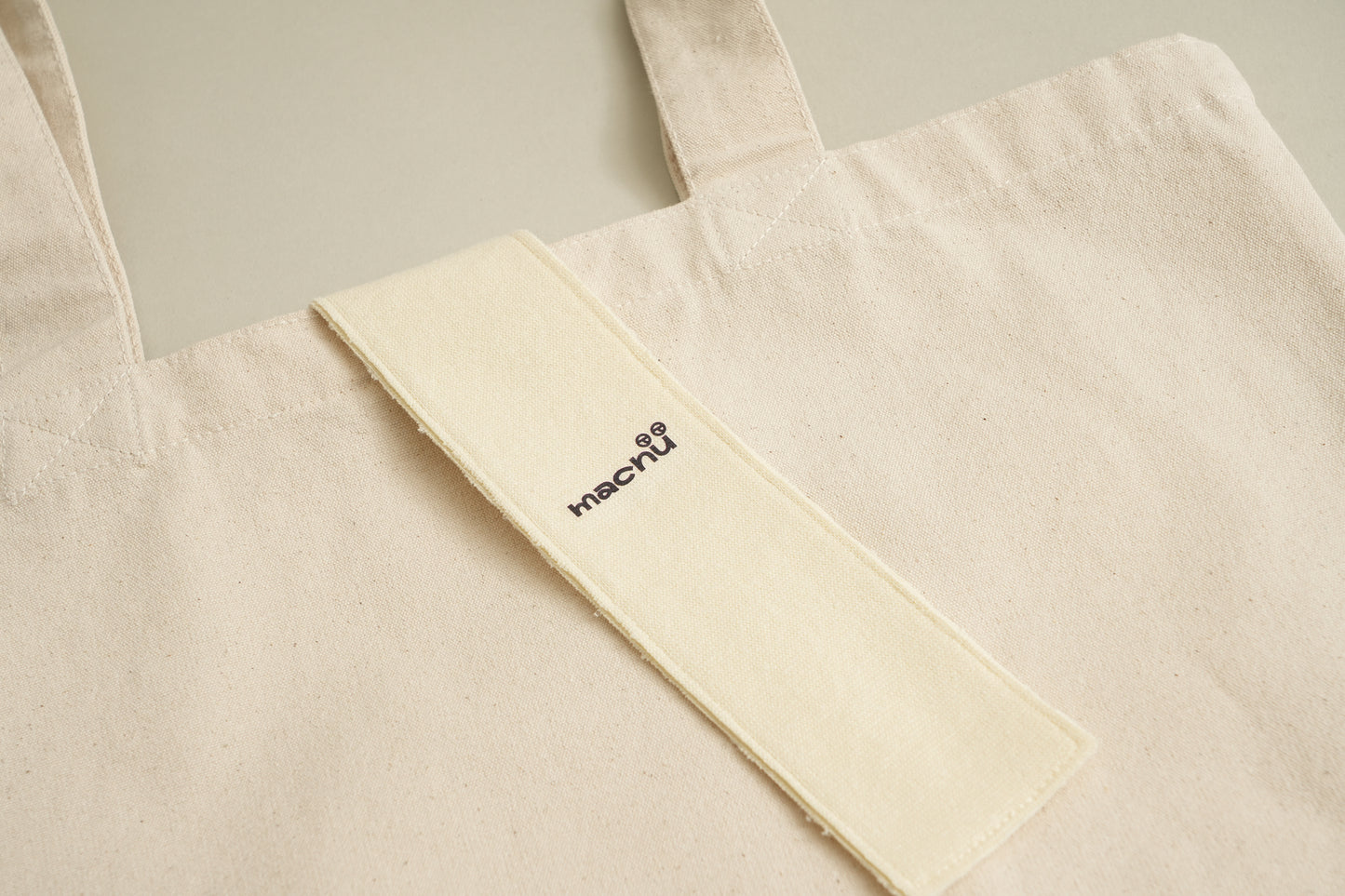 005 This is sure to liven up any party. Bag